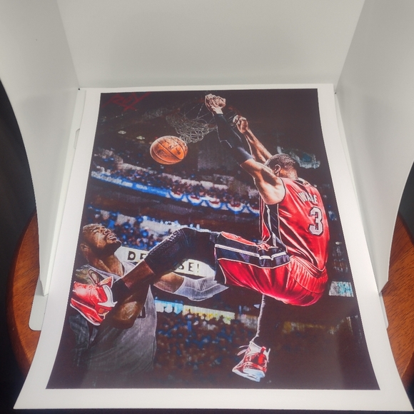 Brand New!💯 Dwyane Wade Miami Heat Glossy 8.5x11 Slam Dunk💥Color Art Poster🤩 - Picture 2 of 7